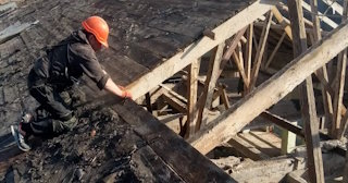 Профессиональный демонтаж стропильной системы от Сварной-Днц в Одинцово от 562 рублей.